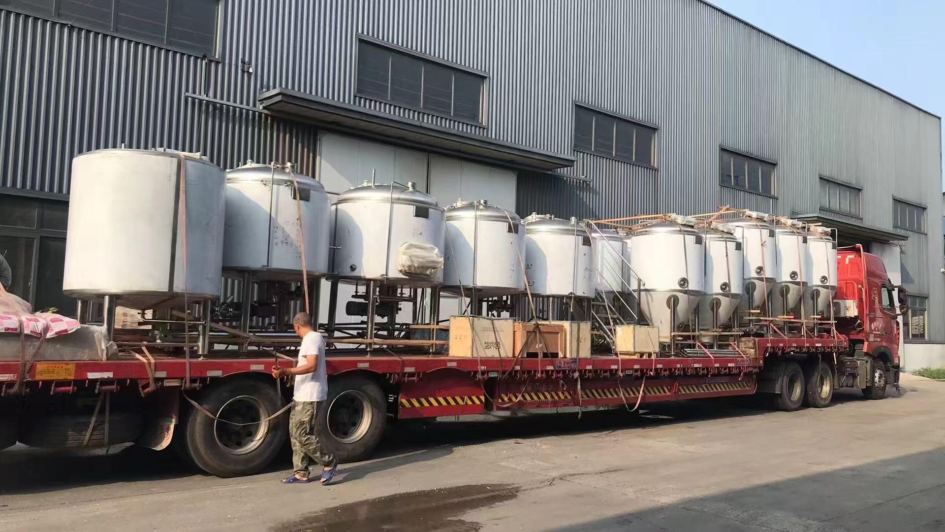 广河精酿啤酒设备厂—精酿啤酒设备